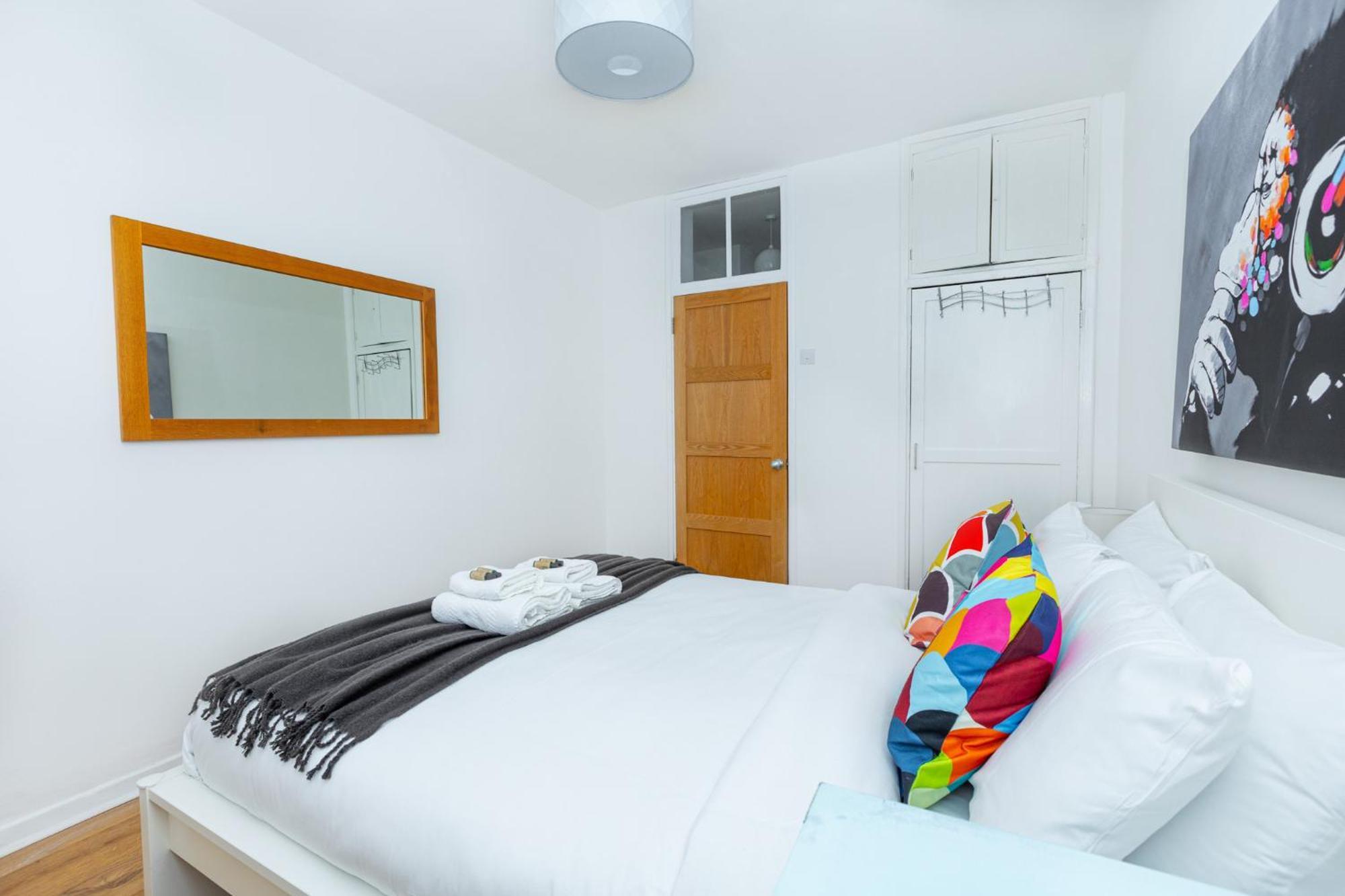 Bright Modern 1 Bedroom Flat, 5 Min To Vauxhall St Londyn Zewnętrze zdjęcie